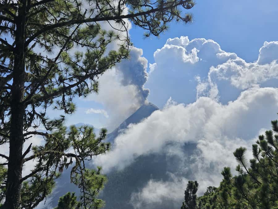 2-day tour from Antigua 1 night in Acatenango Volcano - Why Acatenango makes such a strong Guatemala hike