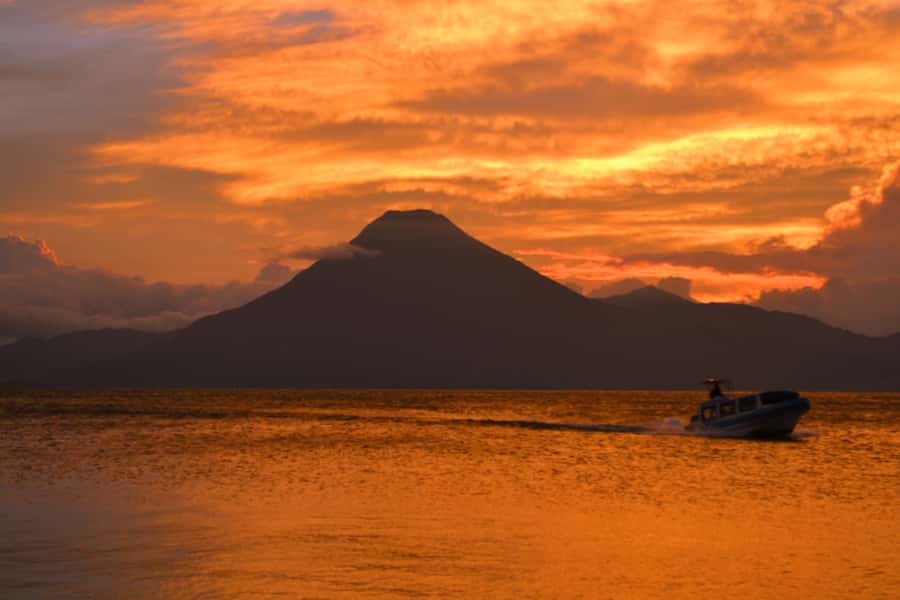 3 Mayan Villages Tour to Lake Atitlan (full day) - San Juan la Laguna, where crafts take center stage