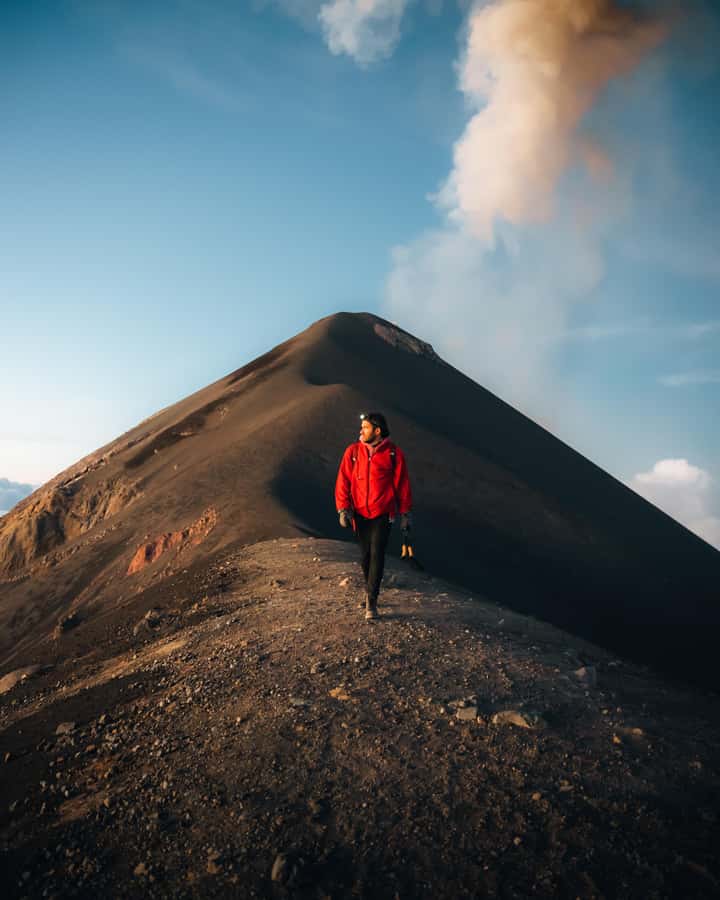 Acatenango Volcano Overnight Hike 2-Day Camping &Fuego Views - Day one: the long climb through Acatenango