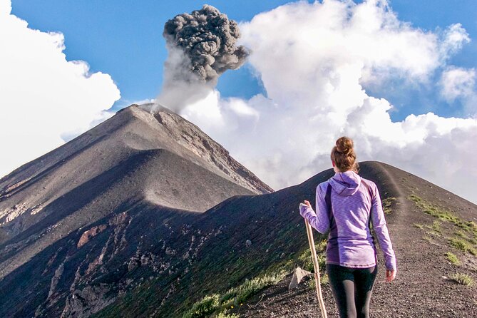 Acatenango Volcano Overnight Hike with Adventure Camping - What the guides add to the experience