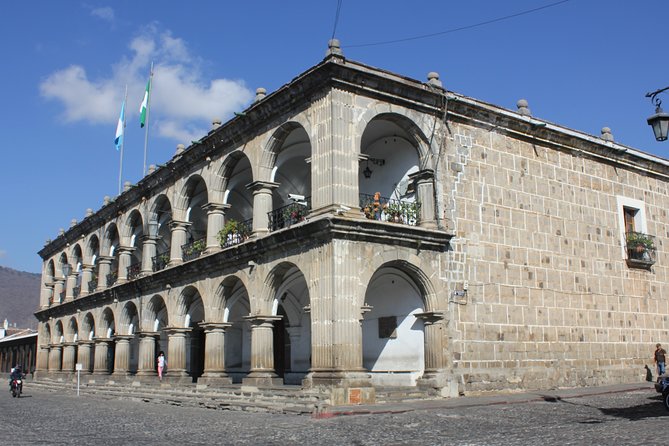 Antigua Classic Cultural Walking City Tour - the best - Casa Santo Domingo’s museums and the indoor tradeoff