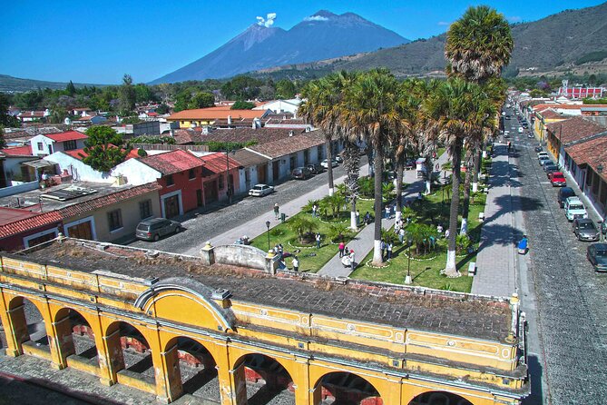 Antigua Guatemala and Hobbitenango from Guatemala City - Cerro de la Cruz puts Antigua in perspective