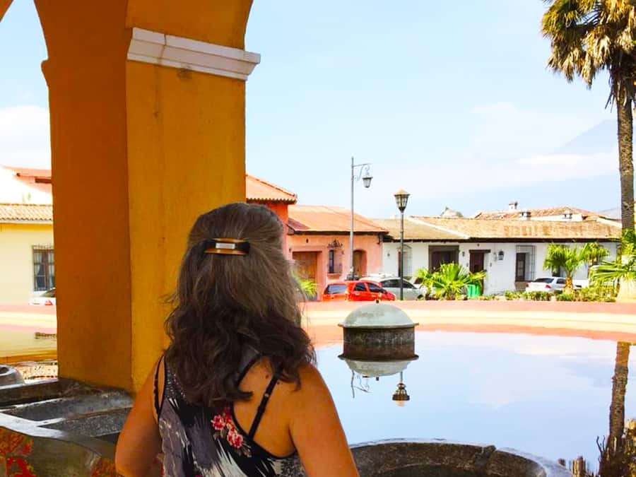 Antigua Guatemala: Morning Tour from Guatemala City - La Unión tank reveals ordinary city life