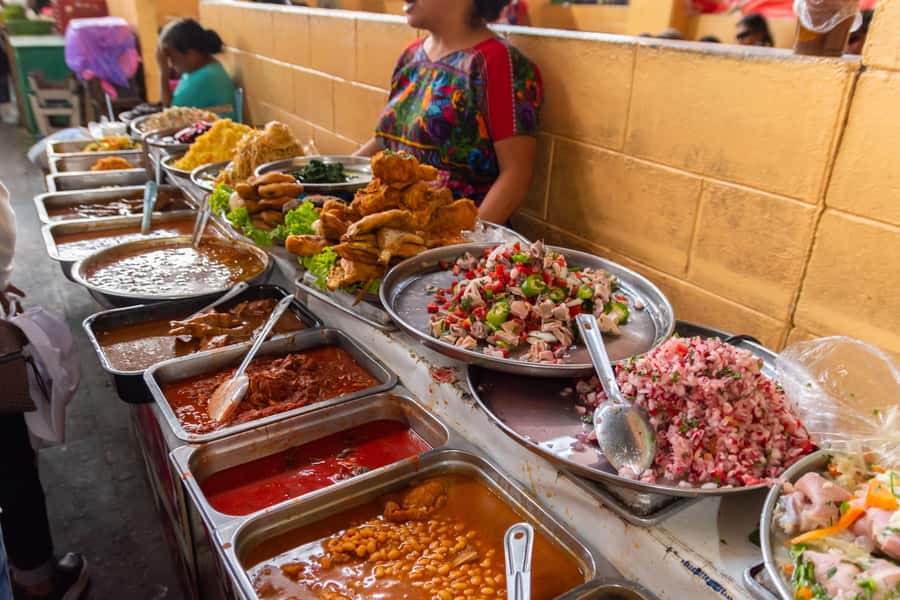 Antigua Guatemala: Street Food Walking Tour with Tastings - Antigua’s market, from mangoes to everyday shopping