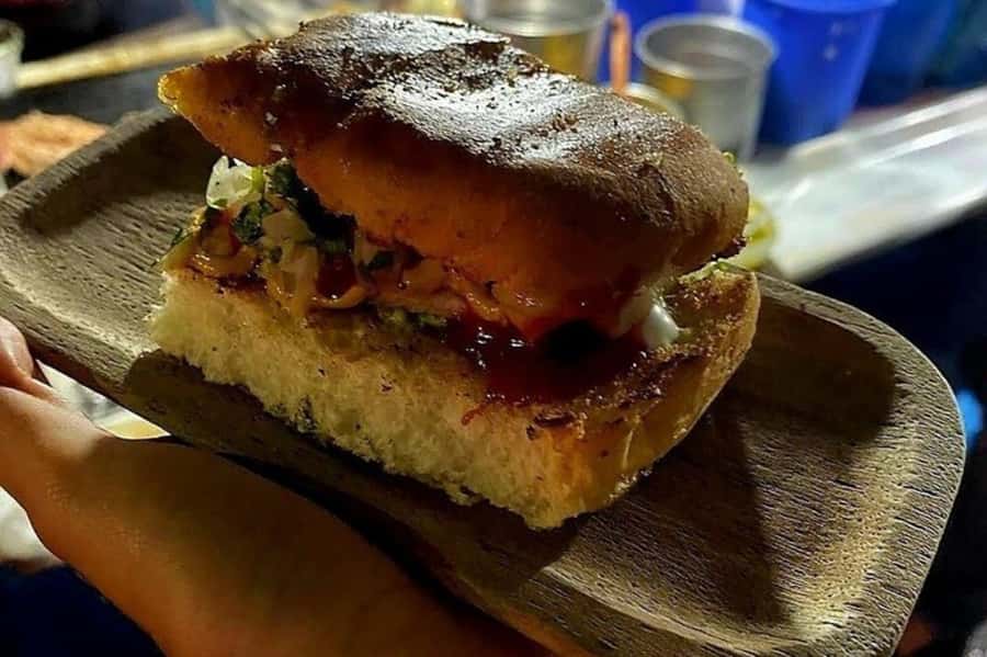 Antigua Local: Evening Street Food Tour with Dinner - Trying Shucos At A Small Comedor