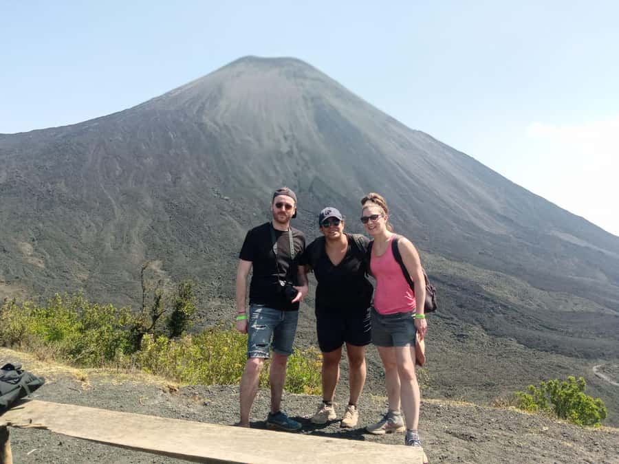 Antigua: Marshmallows Roasting at Pacaya Volcano 6-hour Tour - Who should book this volcano trip?