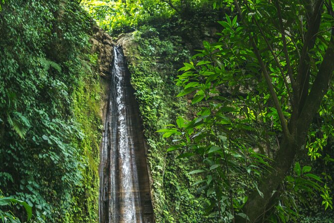 Best Rappel in Guatemala (45 mts. high waterfall near Antigua) - Training first, then the 42-meter descent