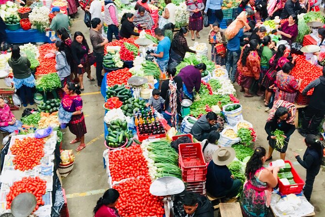 Chichicastenango and Lake Atitlan: From Traditions to Paradise - The Santo Tomás plaza and the art of buying well