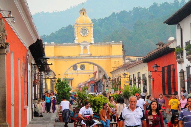 Colonial Antigua Guatemala walking tour & Hot Springs from Guatemala City - Lunch and thermal pools at Santa Teresita