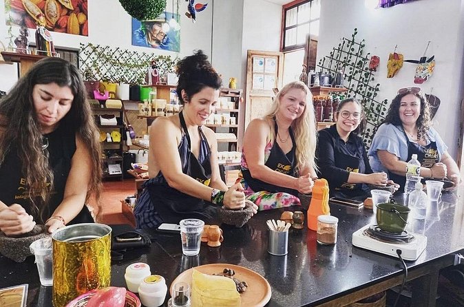 Discover Chocolate Making in Antigua Guatemala - Jessica, Ricky, and the energy of the class