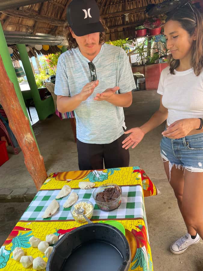 El Paredón: Traditional Cooking Class with a Local Family - Booking advice and final verdict