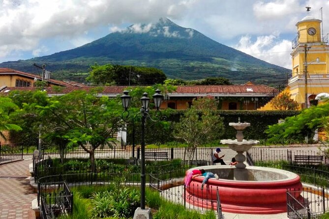Explore the villages around Antigua Guatemala. - Key points at a glance