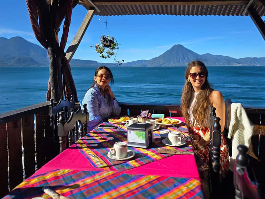 FROM ANTIGUA, ROUND TRIP: EXPLORING THE VILLAGES OF LAKE ATITLÁN. - The return through Panajachel and back to Antigua