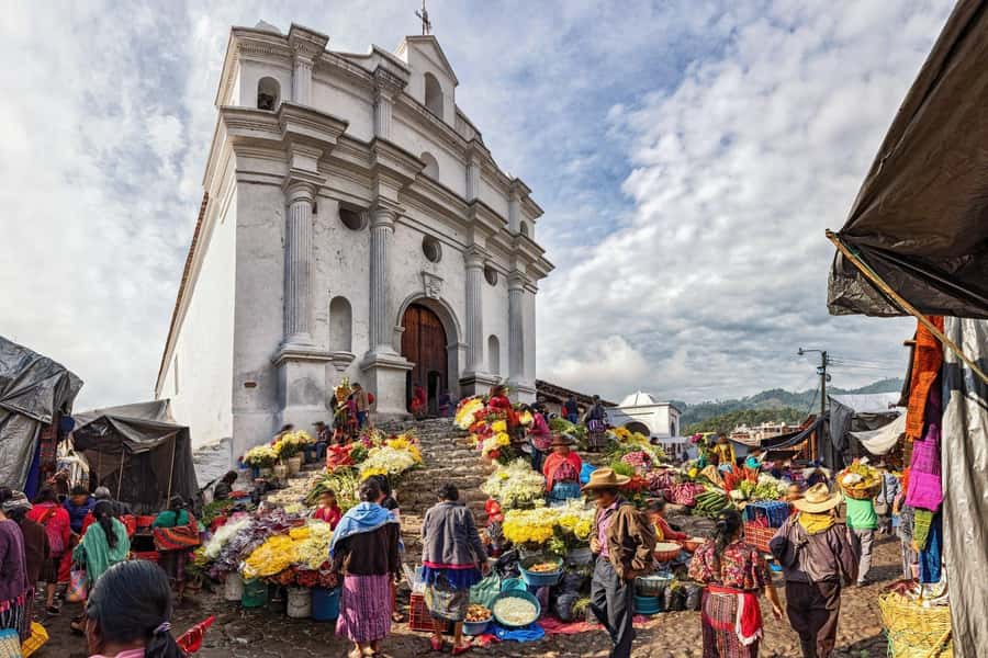 From Antigua to Chichicastenango: Mayan Market Day Trip - Eating Tamales or Sak’por