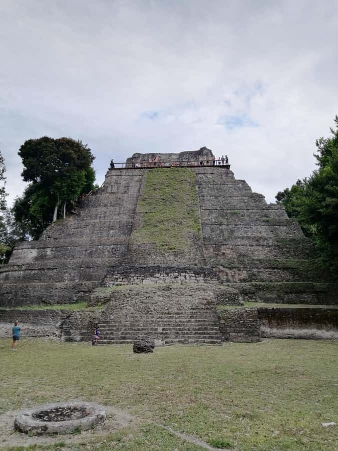 From Flores: Yaxha + Topoxte All-Inclusive Private - The visitor center and first orientation