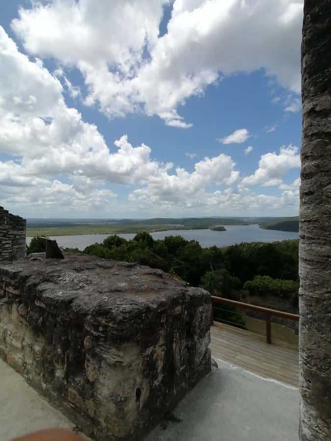 From Flores: Yaxha + Topoxte All-Inclusive Private - Three hours among Yaxha’s temples and plazas