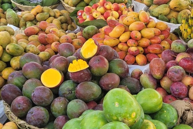 Guatemalan Cooking Class and Market Tour - The tuk-tuk ride to the cooking school