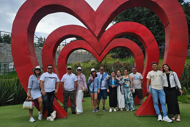 Hobbitenango Altamira and Antigua Boreal Adventure Tour - Altamira: giant sculptures and volcano views