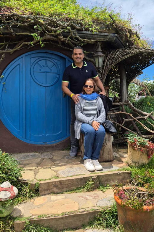 Hobbitenango and Antigua Tour: From Guatemala City - Antigua’s churches, arch, and central streets