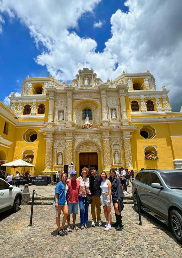 Hobbitenango and Antigua Tour: From Guatemala City - Language, group size, and guide quality