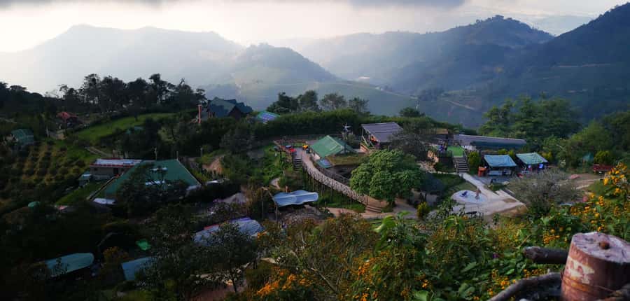 Hobbitenango & Antigua Shared Day Tour - Three hours among Hobbit-style houses