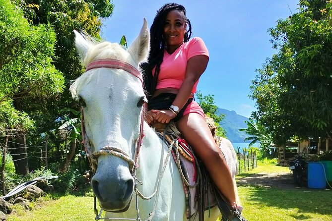 Horseback Riding Tour in San Pedro La Laguna - Riding through San Pedro La Laguna