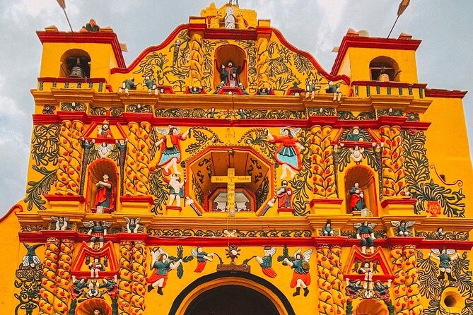 Iconic Yellow Church + Mayan Market + Small Town: Cultural Tour - San Francisco El Alto Market: One Hour Inside Guatemala’s Largest Market