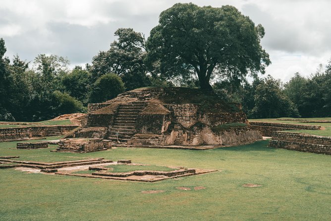 Iximché Ruins and Antigua City Tour - Lunch and the first look at Central Plaza