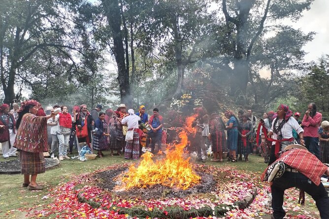 Iximché : Spiritual Ritual with a Mayan Priest - Why this Iximché experience is different