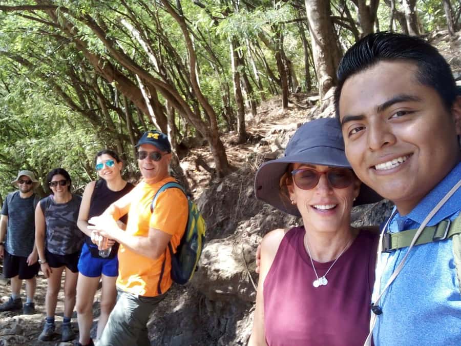 Kayak Hike Adventure. Visit Tzununa, Jaibalito, Santa Cruz - Key Points at a Glance