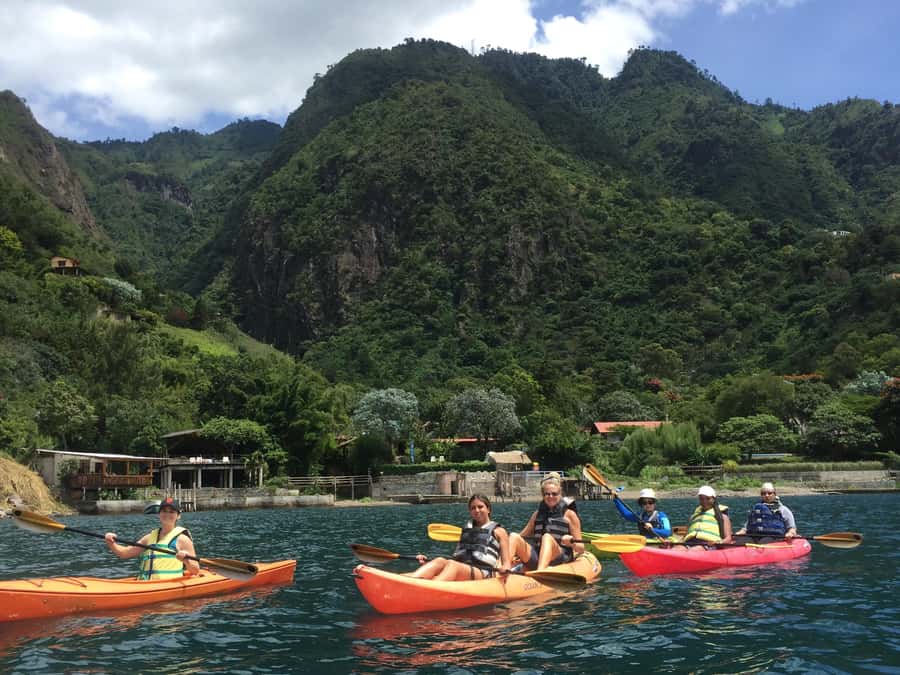 Kayak Hike Adventure. Visit Tzununa, Jaibalito, Santa Cruz - The First Hour: Kayaking Beneath the Cliffs