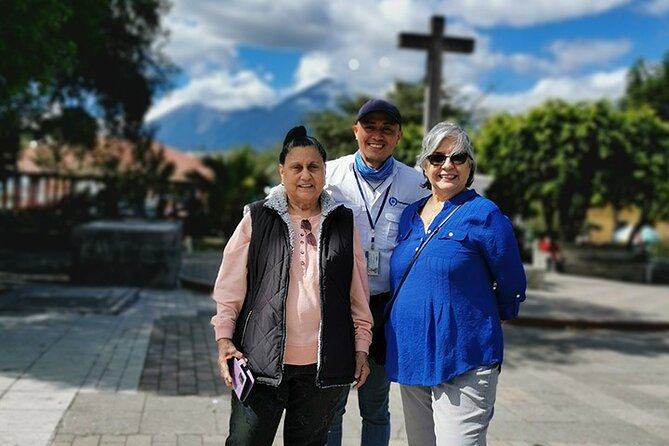 La Antigua Guatemala´s Surrounding Villages - Culture & Color - San Juan del Obispo, chocolate, and the palace