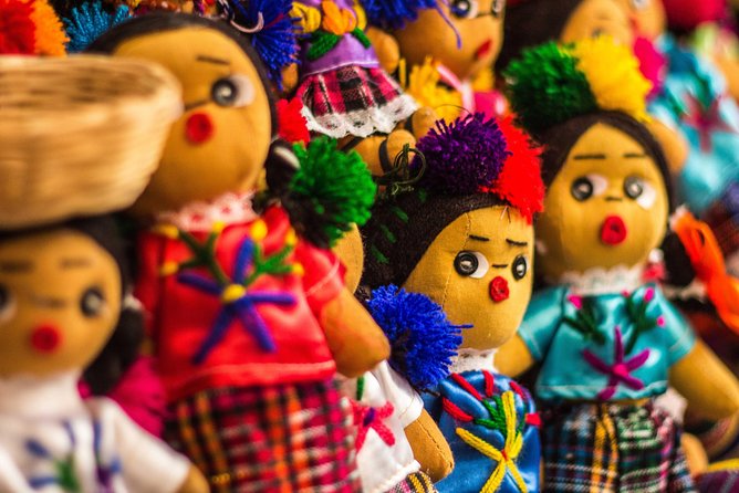 La Antigua Guatemala´s Surrounding Villages - Culture & Color - The guide can shape the whole experience