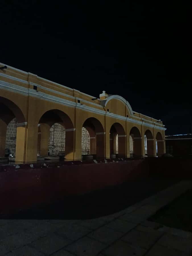 La Antigua Horror Stories Night Walking Tour - Why Antigua works so well after dark