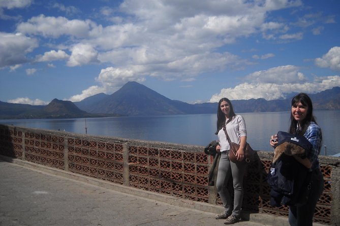 Lake Atitlan Day Tour From Antigua - San Pedro: hills, tuk-tuks, and lake views