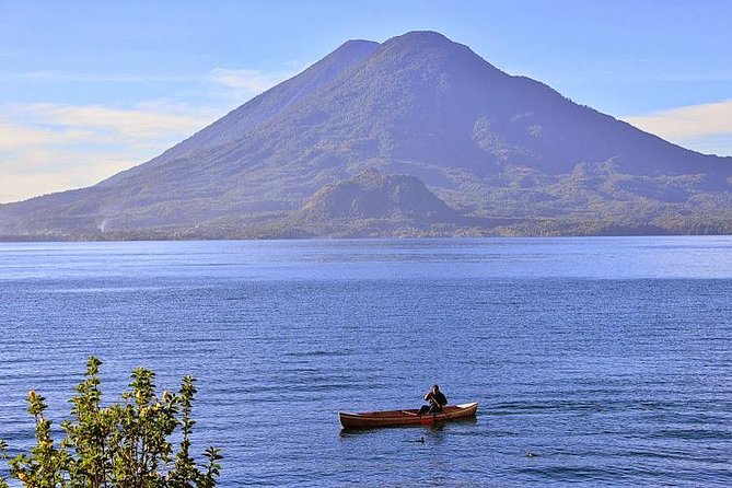 Lake Atitlán Sightseeing Cruise with Transport from Guatemala City - Reaching Lago de Atitlán by boat