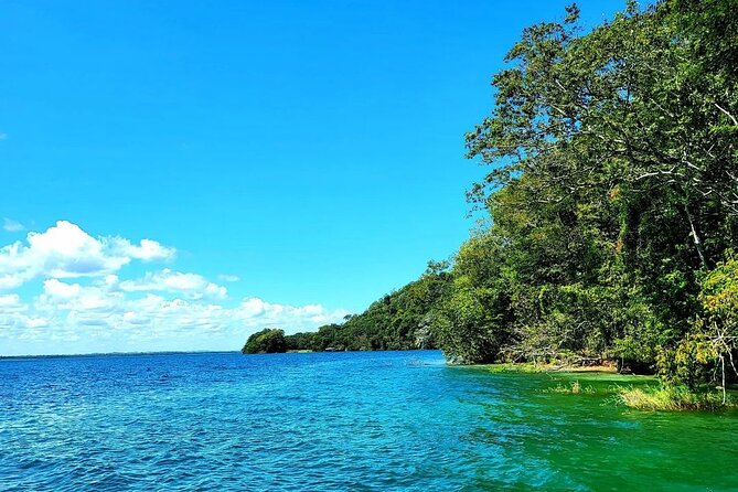Lake Peten Itza, El Chechenal Beach and El Rey Canek Viewpoint Private Tour - Why Lake Peten Itza Makes a Good Day Trip