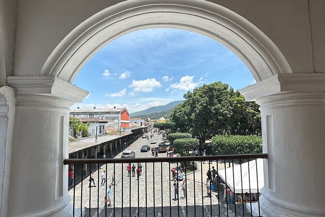 Living City - Government buildings and the city’s public life