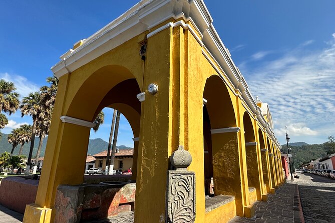 Living City - The Jade Museum and a touch of local craft