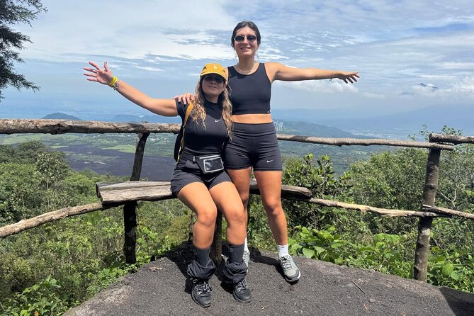 Pacaya Volcano Hike and Pizza Experience - What you learn about Pacaya on the route