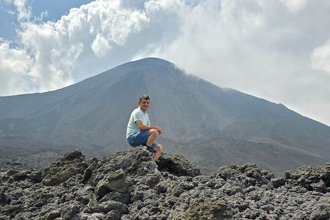 Pacaya Volcano Hike and Tour from Antigua Guatemala - What the guide adds to the morning