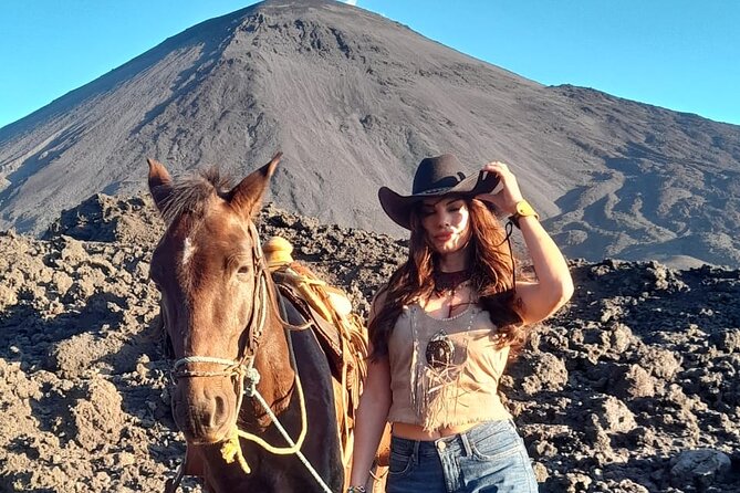 Pacaya Volcano Horseback Fast Ride Lava Pizza Chef - From Antigua to the volcanic foothills