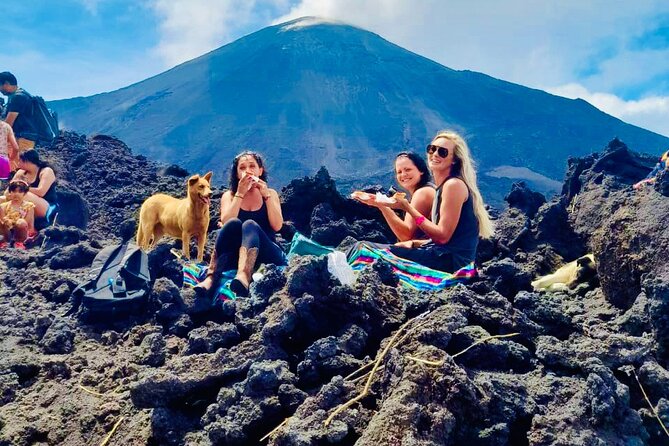Pacaya Volcano Horseback Fast Ride Lava Pizza Chef - What the active-volcano setting really adds