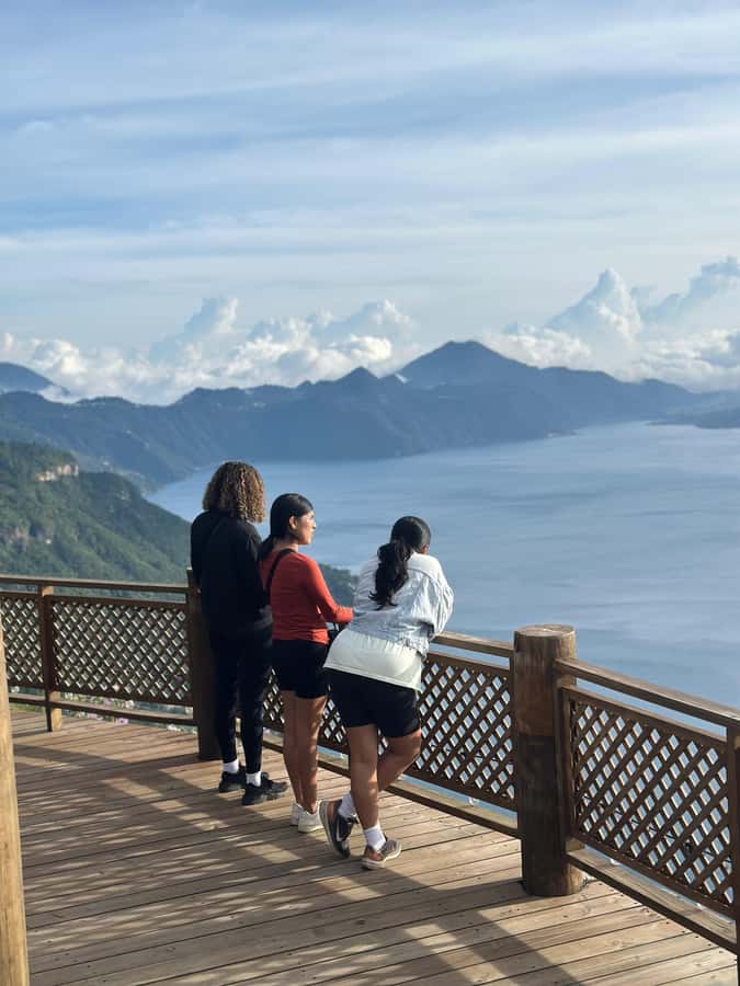 Panajachel: Lake Atitlán Sunset Tour - Guide quality can shape the whole afternoon