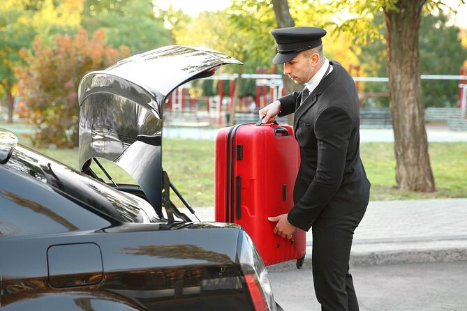 Private Airport Transfer from Guatemala to La Aurora airport - Arriving at La Aurora Airport