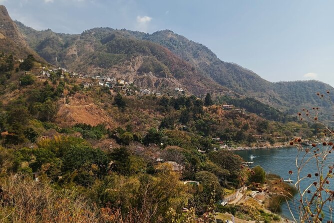 Private Ancestral Mayan Walk between Santa Cruz and Tz'ununa - Learning about Lake Atitlán along the way