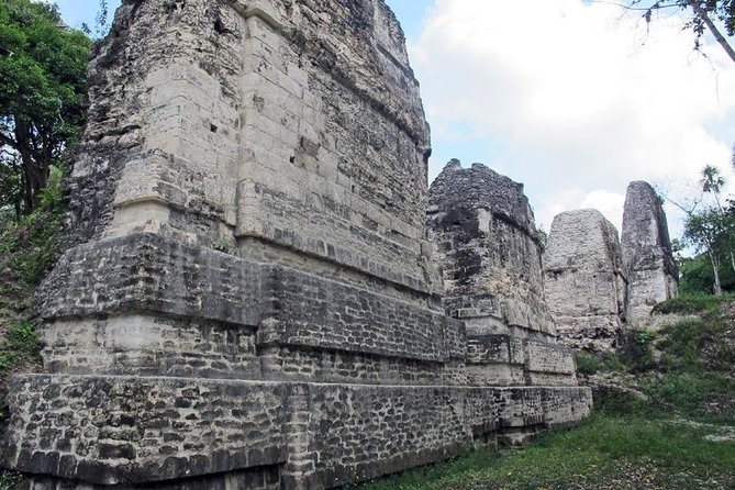Private Extended Sunrise Tour Tikal From Flores-El Remate - Six Hours Among Maya Temples and Forest Paths