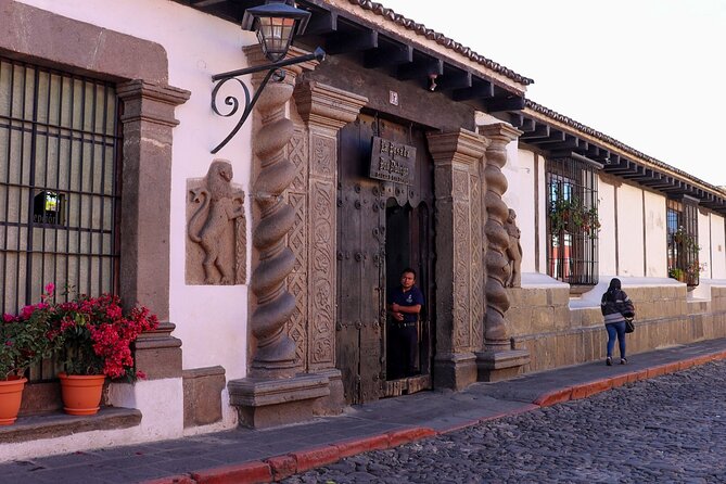 Private Tour of the Emblematic Streets of Antigua Guatemala - What the $35 price really covers