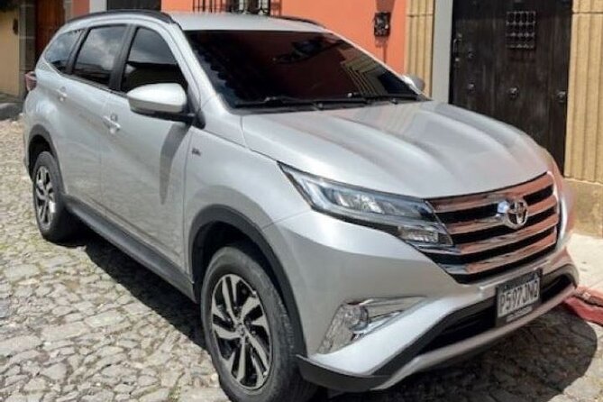 Private Transfer from La Aurora International Airport to Antigua - The route from Guatemala City to Antigua