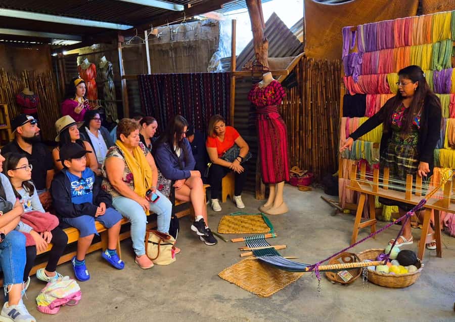 San Juan and Lake Atitlán Tour:From Guatemala City & Antigua - San Juan La Laguna and its Mayan cultural focus